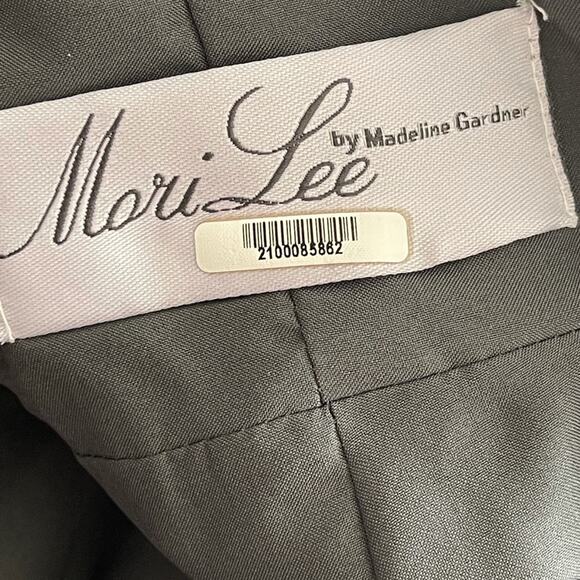 Mori Lee Lace‎ Gown - Picture 11 of 13